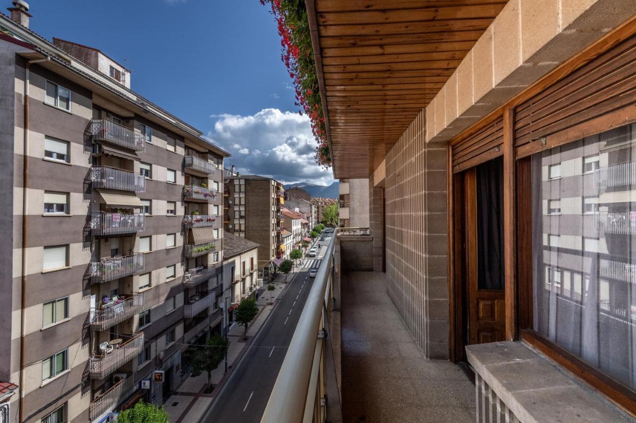 Apartamento Pirineo Aragones Sabiñánigo Buitenkant foto